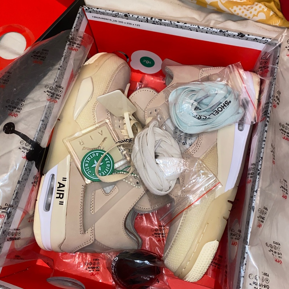Off white air jordan 4